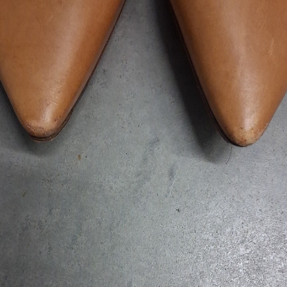 Manolo Blahnik Brown Leather Heels - Picture 8 of 8